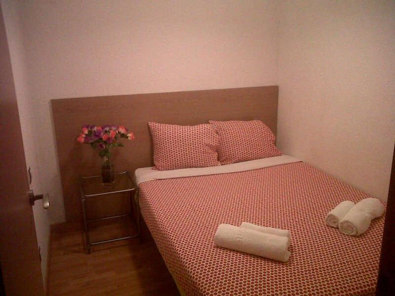 Km1 Amparo Apartments Μαδρίτη Δωμάτιο φωτογραφία